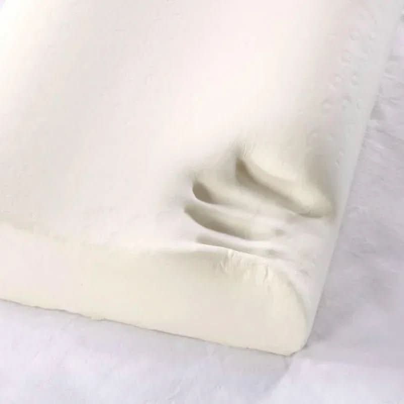 Skanto | Sustainable Bamboo Neck Pillow for Ergonomic Support