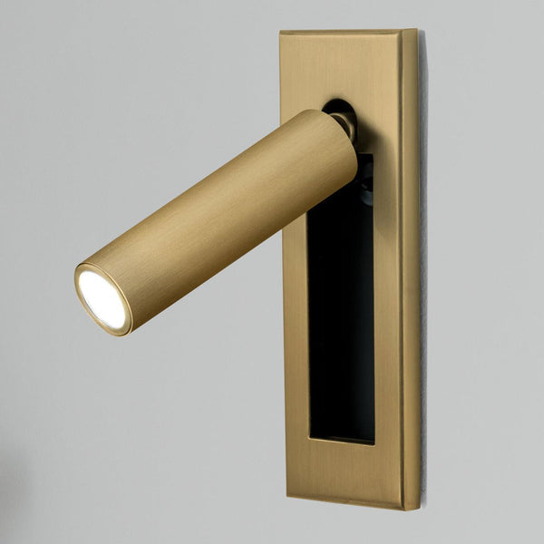 Minimalist LED wall lamp – Modern wall light with a simple design for indoor use | Kalsten