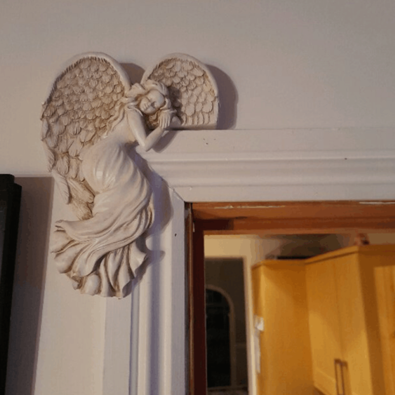 Angel wing door frame decoration in resin | Kalsten