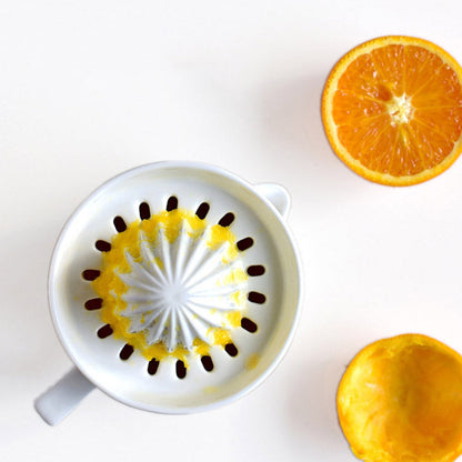 Skanto | Eze Ceramic Citrus Juicer – Manual Juice Extractor for Lemons, Oranges & Limes
