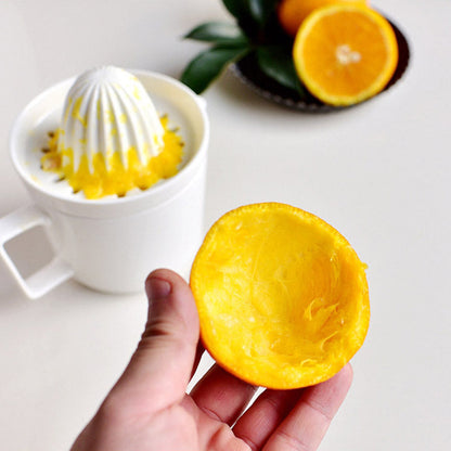 Skanto | Eze Ceramic Citrus Juicer – Manual Juice Extractor for Lemons, Oranges & Limes