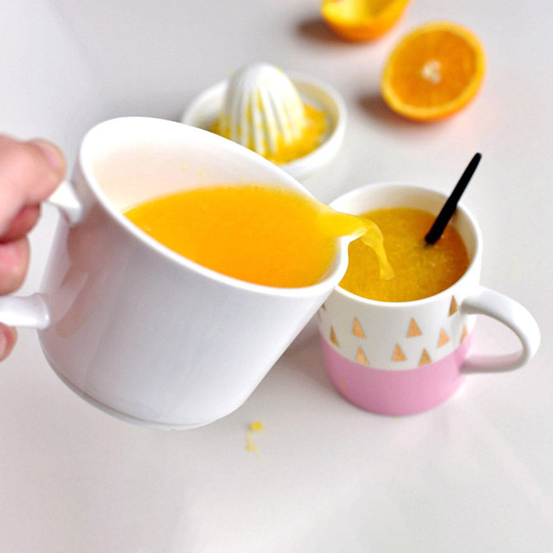 Skanto | Eze Ceramic Citrus Juicer – Manual Juice Extractor for Lemons, Oranges & Limes
