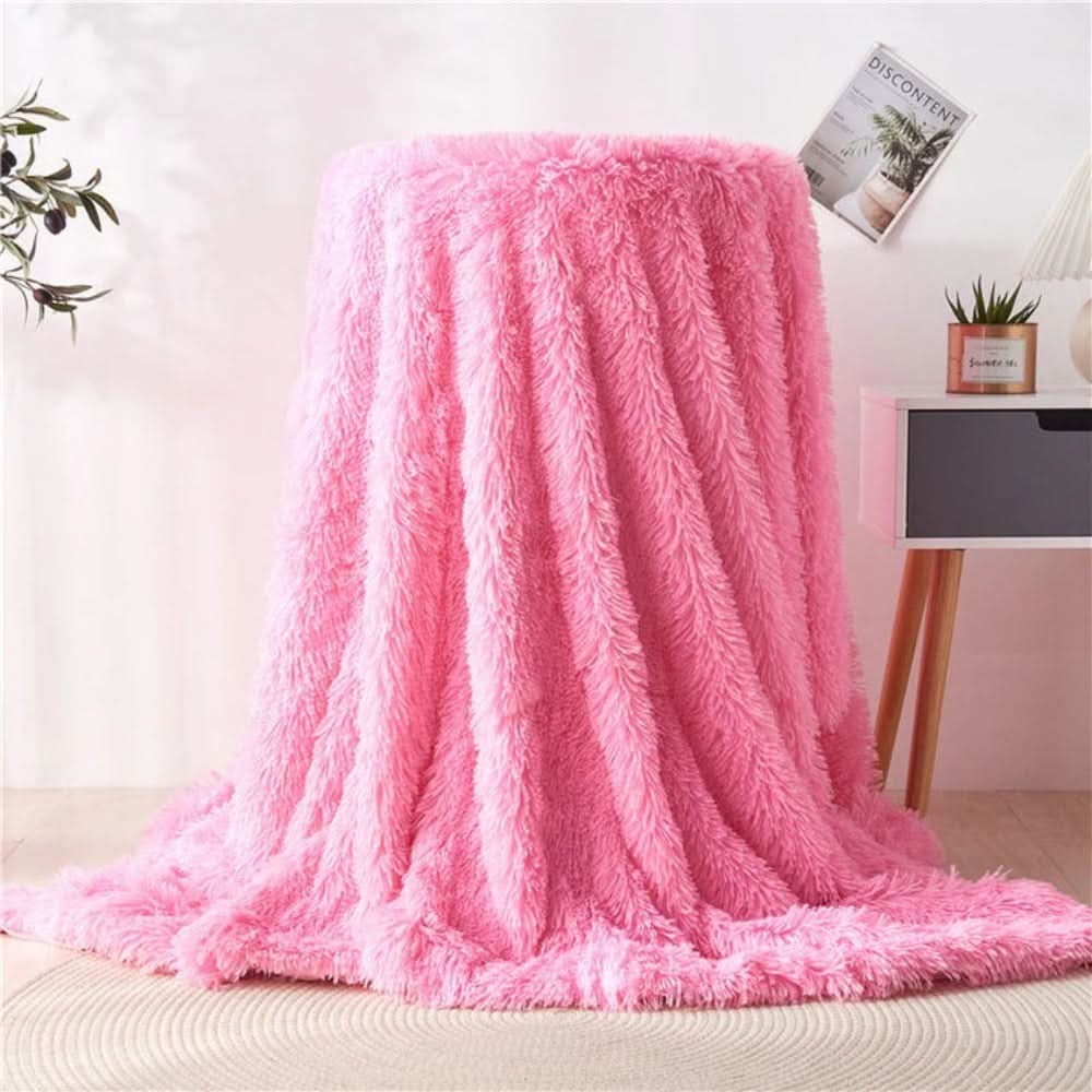 Skanto | Plush Faux Fur Throw with Silky Feel & Elegant Drape