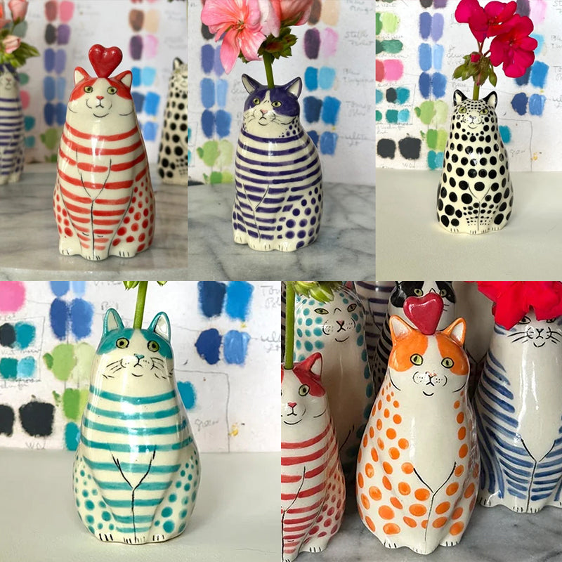 Kalsten | Dotted Cat Vase