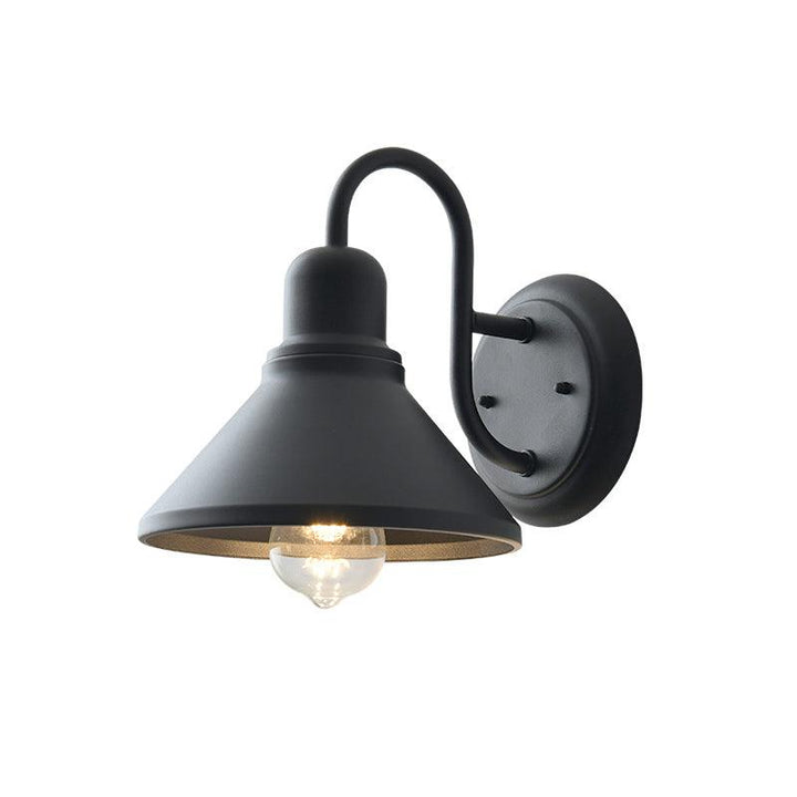 Fable Outdoor Wall Lamp | Kalsten