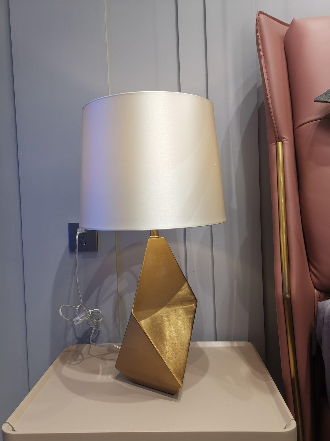 Faceted  Table Light | Kalsten