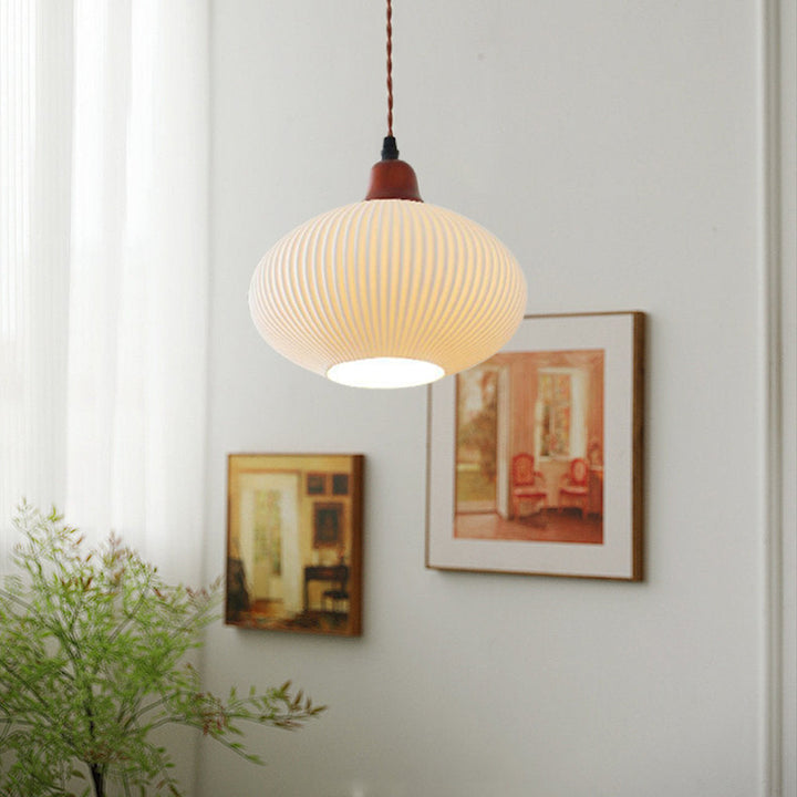 Vintage Nordic Ceramic White Pendant Light For Dining Room | Kalsten