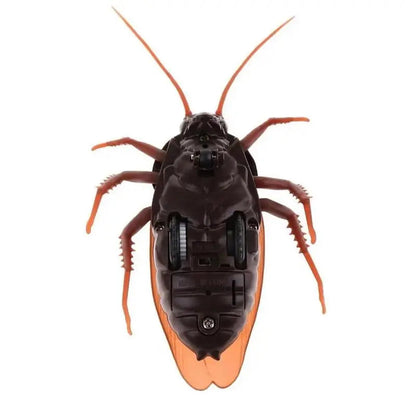BowLift | Remote-controlled Cockroach – Realistic Crawling Effect with Glowing Eyes