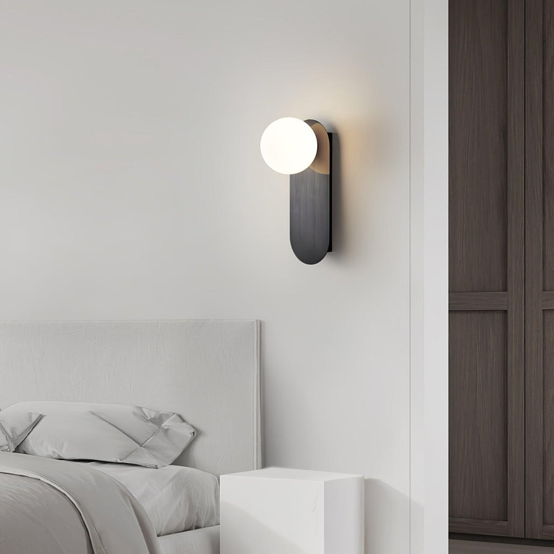 Flat Base Globe Wall-mounted lamp Sconce | Kalsten