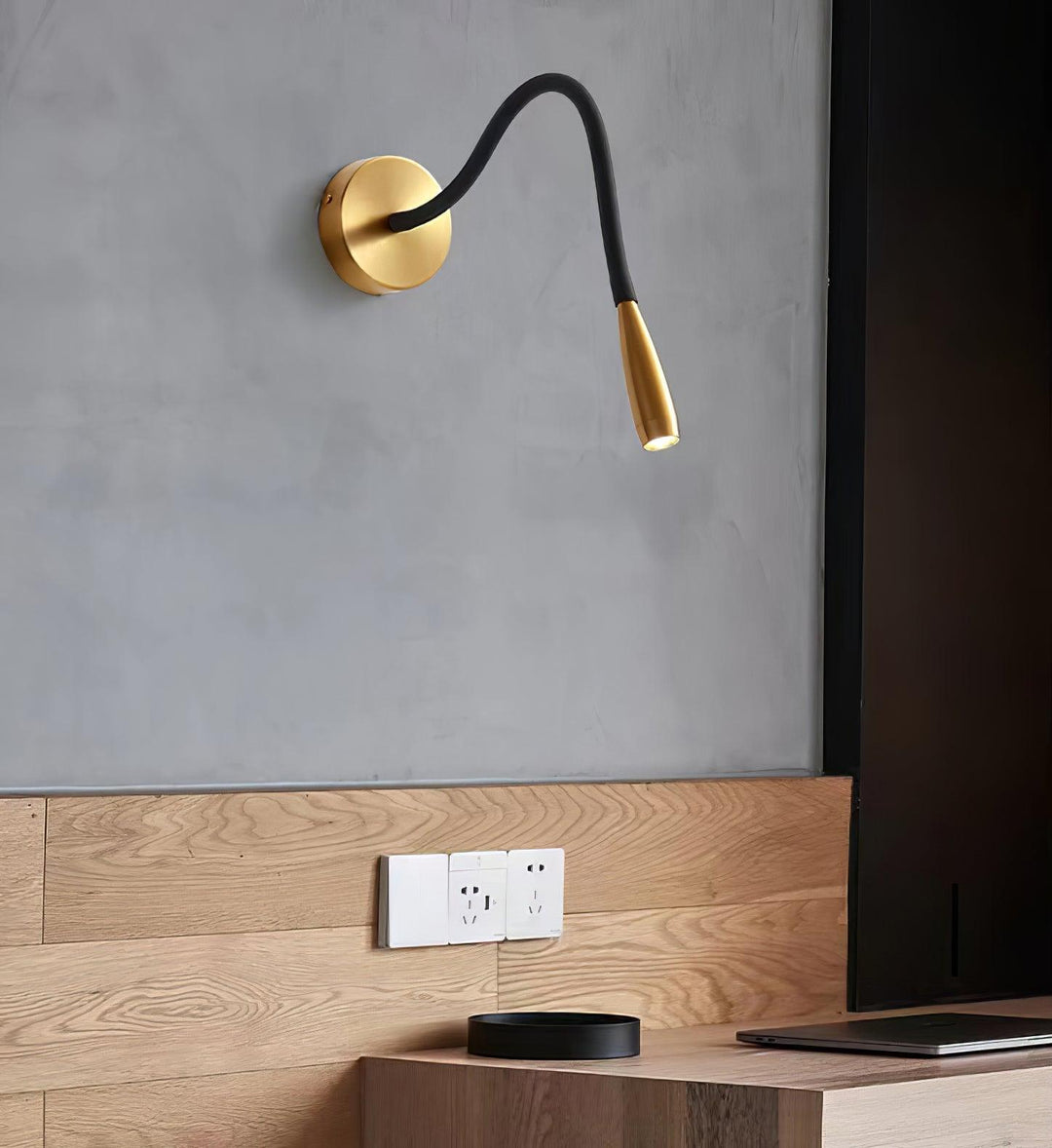 Flexi Hose Sconce Wall Light | Kalsten