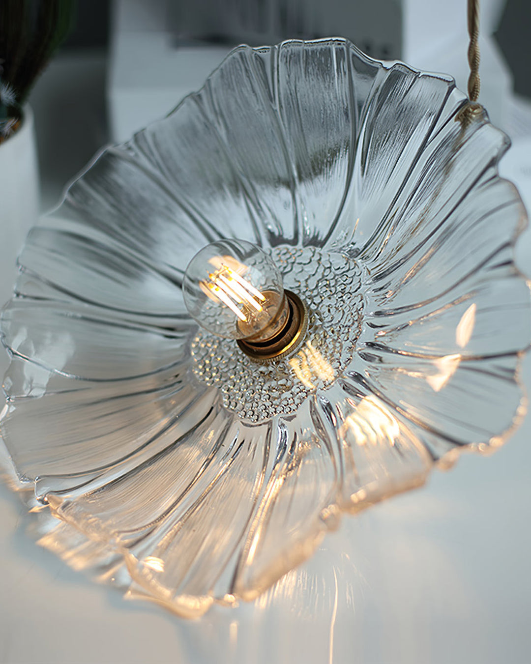 Flower Glass Pendant Lamp | Kalsten