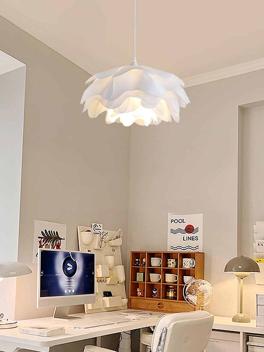 Flower Shaped White Drop light Pendant Lamp | Kalsten