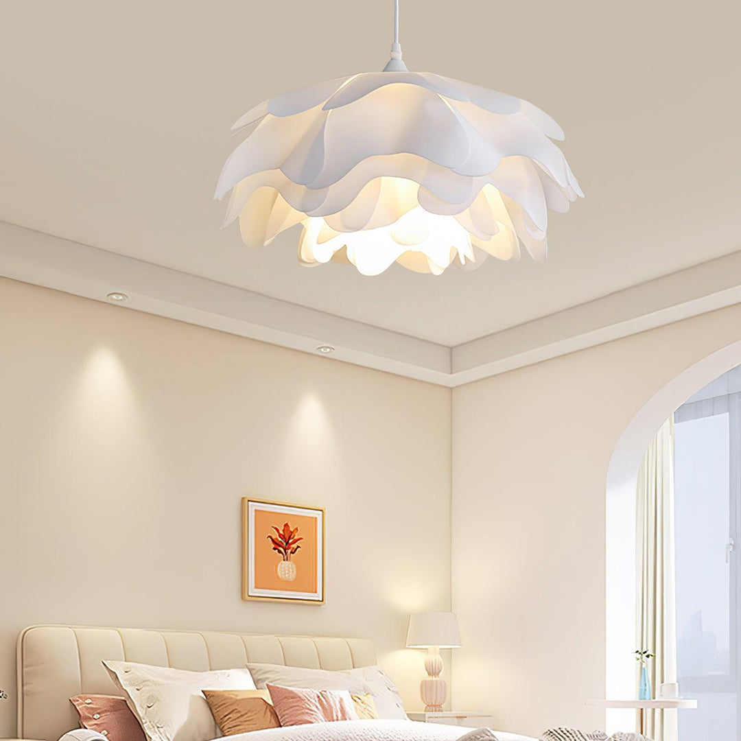 Flower Shaped White Drop light Pendant Lamp | Kalsten