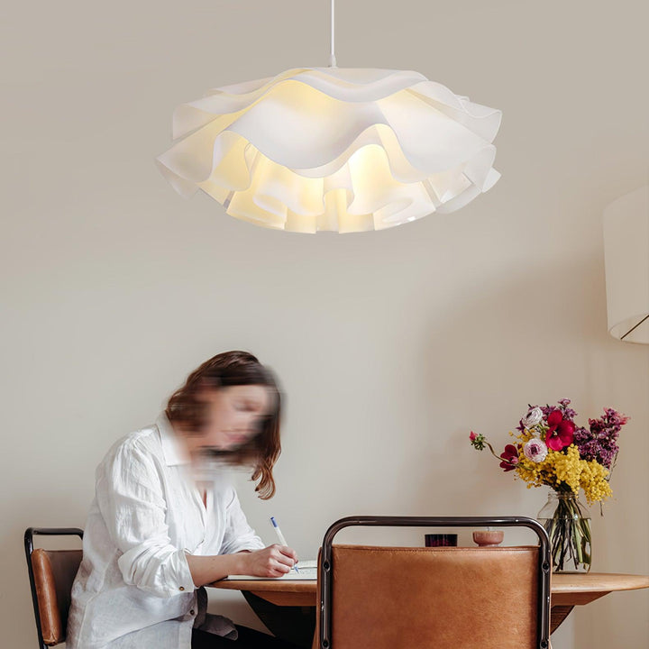 Flower Shaped White Drop light Pendant Lamp | Kalsten
