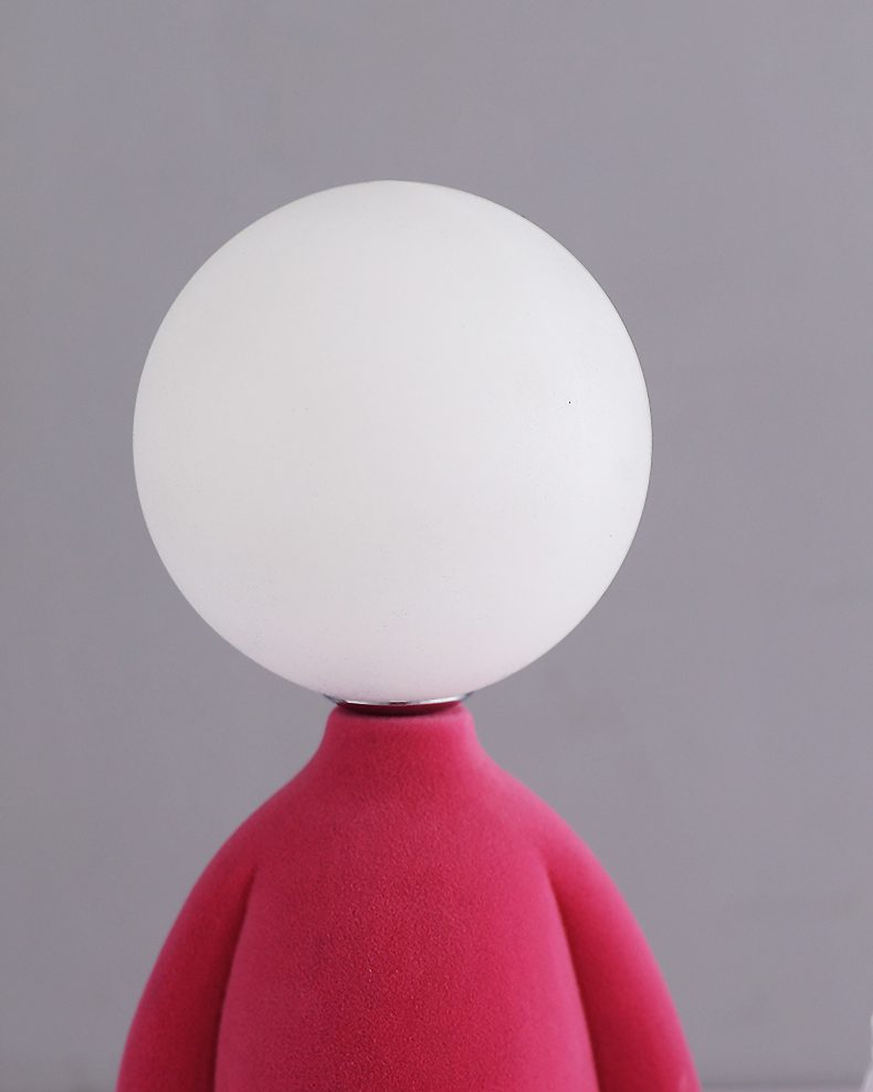 Fluffy Team Table Lamp | Kalsten