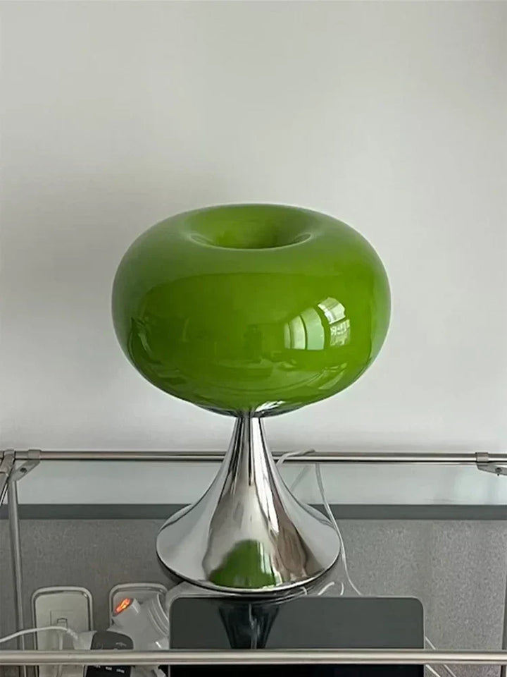 FruitLume - Apple-Shaped Table Lamp | Kalsten