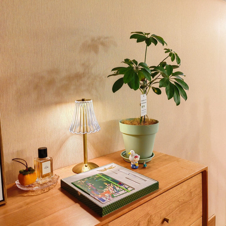 RadiantGold – Elegant Portable Table Lamp | Kalsten