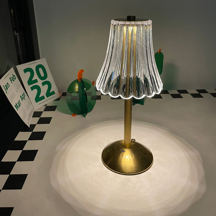 RadiantGold – Elegant Portable Table Lamp | Kalsten