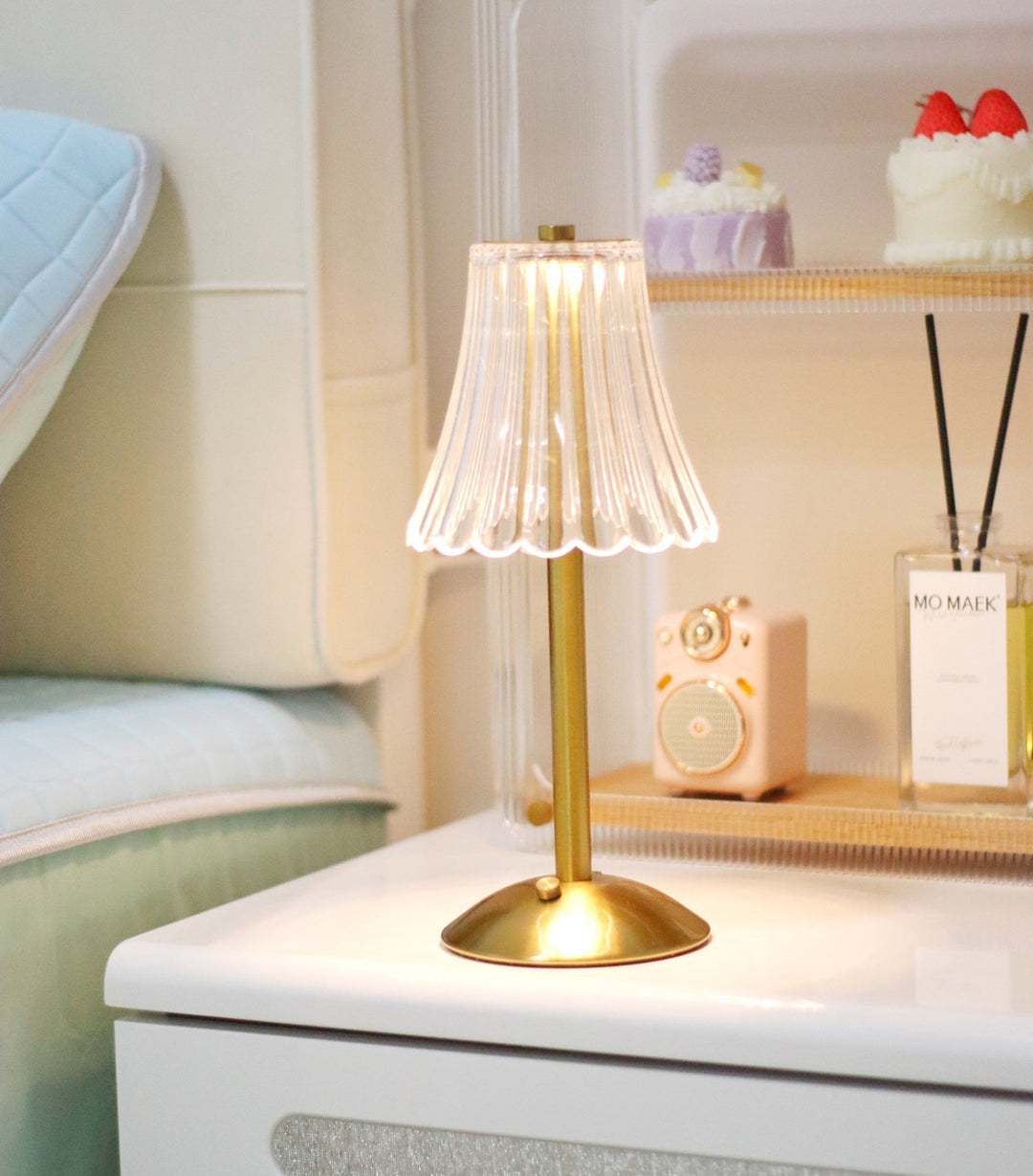 RadiantGold – Elegant Portable Table Lamp | Kalsten