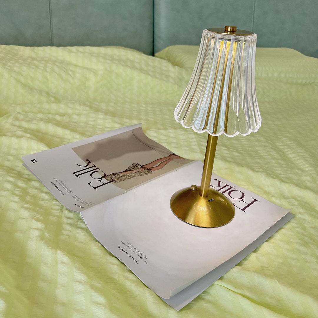 RadiantGold – Elegant Portable Table Lamp | Kalsten