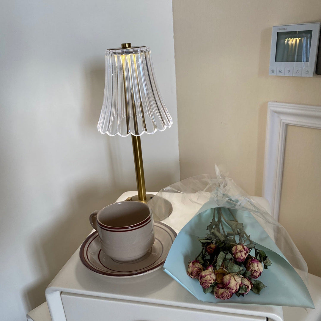 RadiantGold – Elegant Portable Table Lamp | Kalsten
