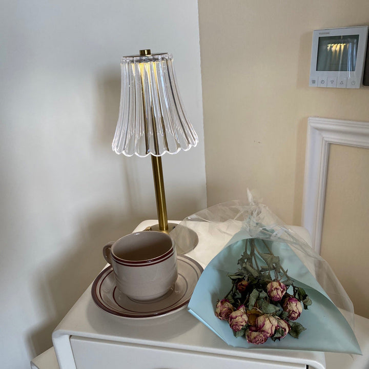 RadiantGold – Elegant Portable Table Lamp | Kalsten