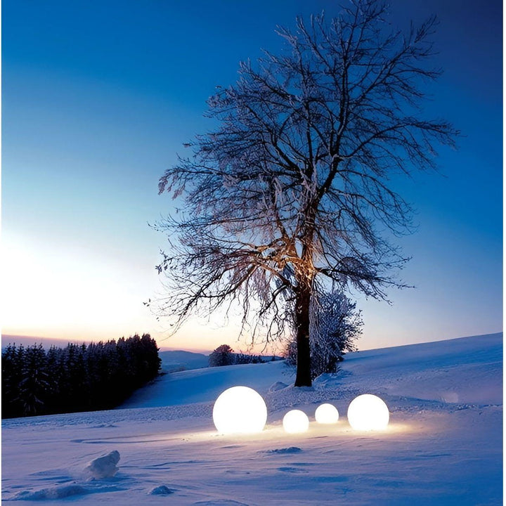 GlowBall Light - Waterproof, Color-Changing LED Garden Ball Lamp hi | Kalsten
