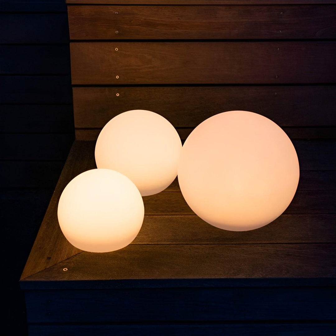 GlowBall Light - Waterproof, Color-Changing LED Garden Ball Lamp hi | Kalsten