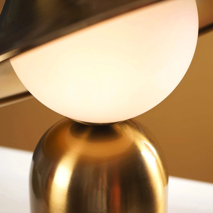 Elegant Gold Table Lamp With LED, Scandinavian Design For Cozy Interior Kalsten