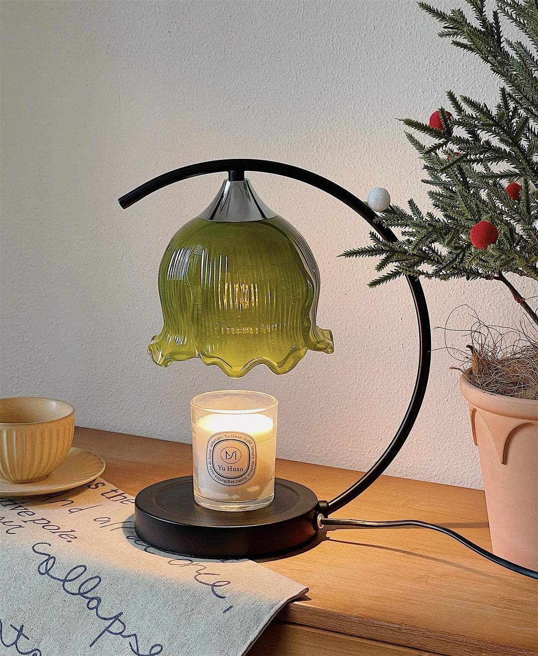 Green Aroma Table Lamp | Kalsten
