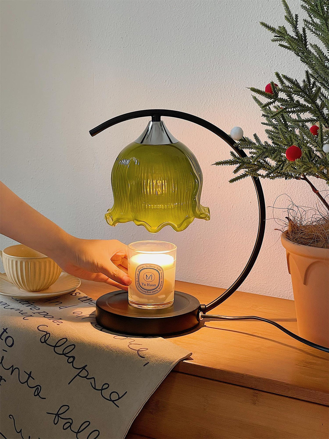 Green Aroma Table Lamp | Kalsten