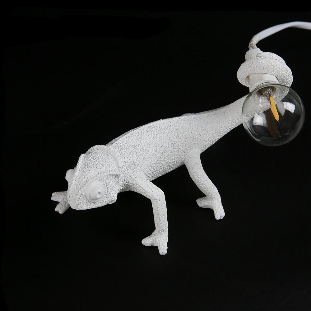 GlowLizard - Resin Lizard Table Lamp | Kalsten