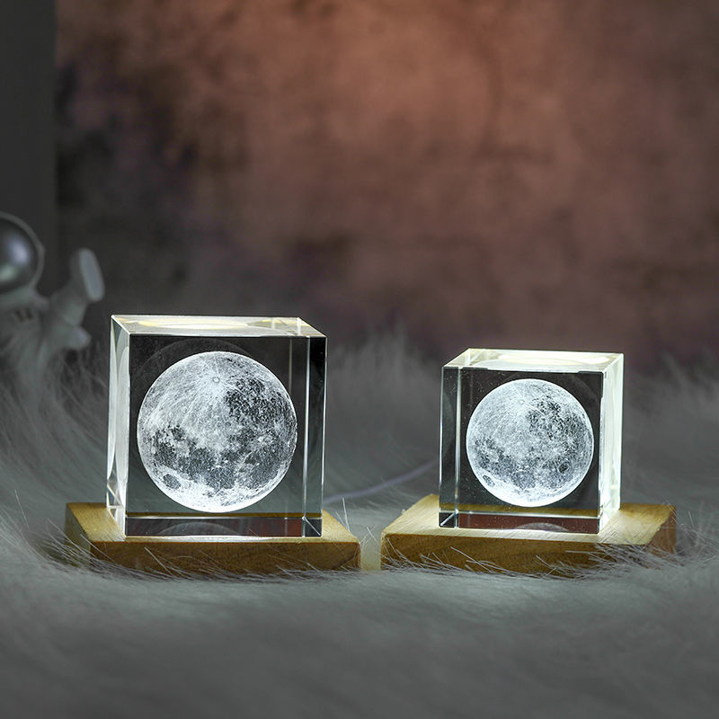 3D Crystal Cube Moon Nightlight | Kalsten