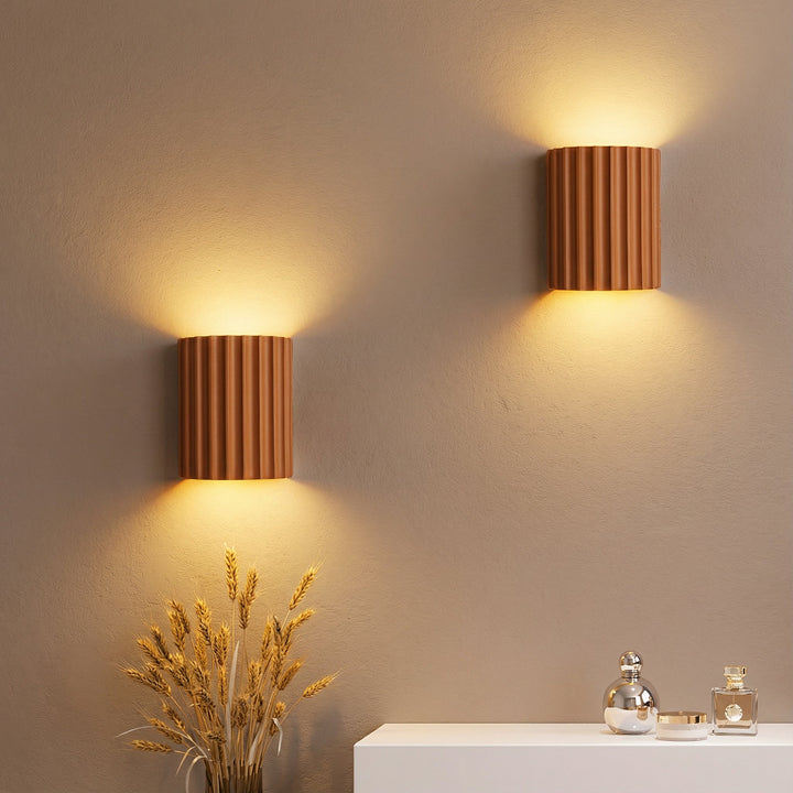 Nordic Pleated Resin Wall Sconce | Modern Macaron Ribbed LED Lamp (16.5cm) | Kalsten