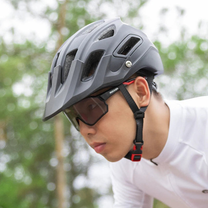 Bicycle glasses with photochromic lenses | Kalsten