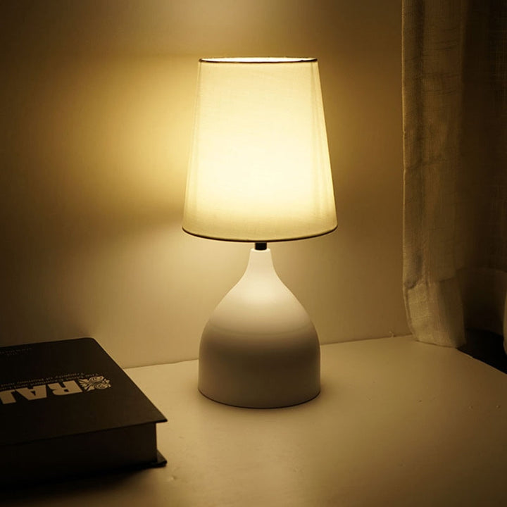 TrendyGlow – Contemporary LED Table Lamp for Bedroom Ambiance | Kalsten