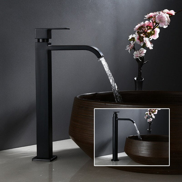 Matte Black Single-Handle Sink Faucet Kalsten