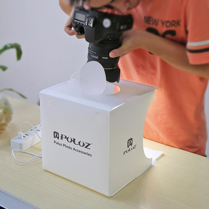 Kalsten | Mini Photo Studio "LumiCube" with LED lighting and 6 backgrounds