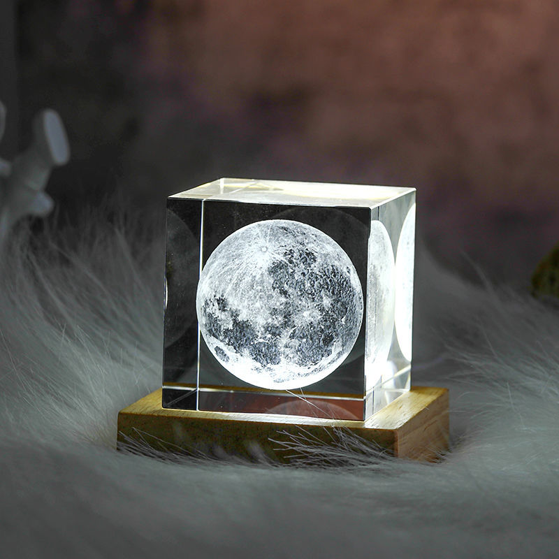 3D Crystal Cube Moon Nightlight | Kalsten