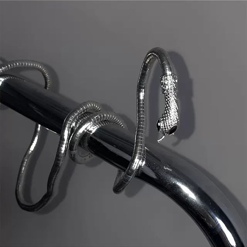 Kalsten | Snake chain - versatile and trendy accessory