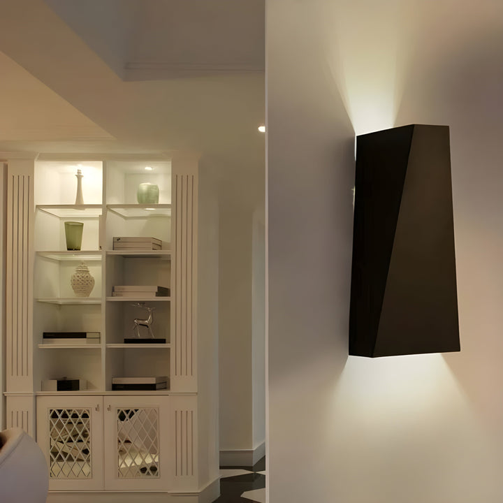 GlowHorizon Light – Nordic Aluminium Up and Down LED Light | Kalsten