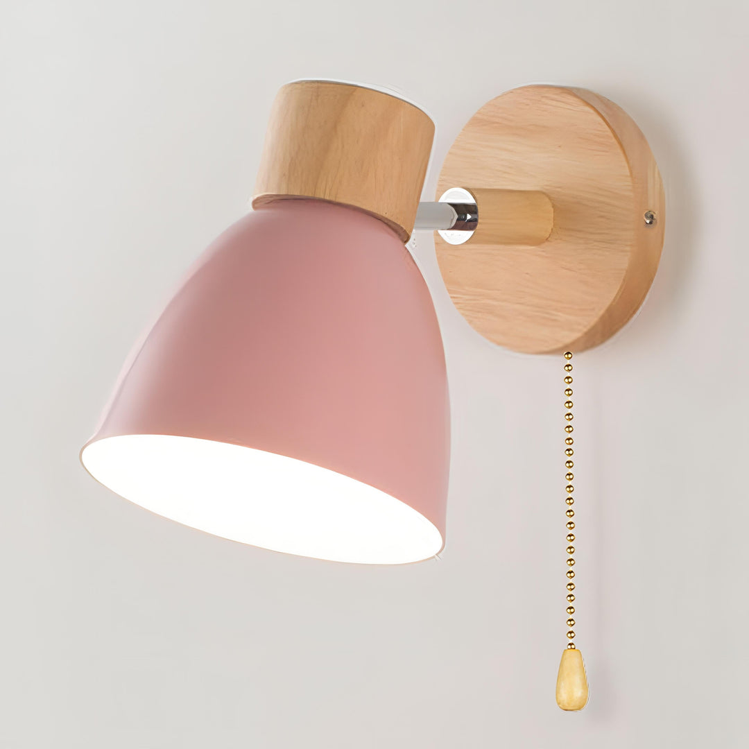 Nordic-modern hanging switch wall lamp made of wood | Kalsten