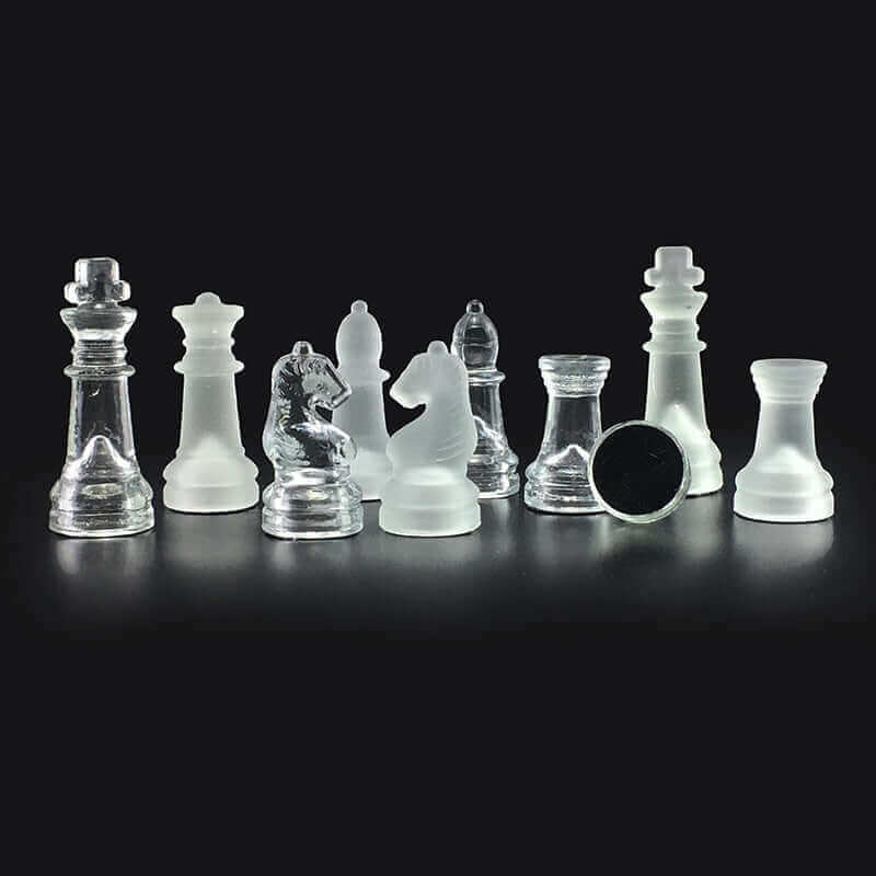 Sandsberg | Glass chess set | Frosted crystal figures with chessboard