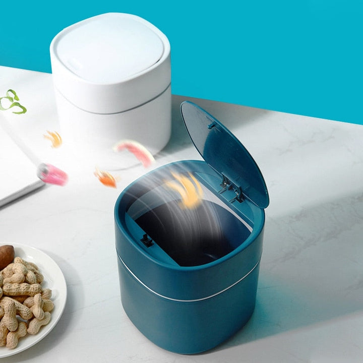 Kalsten | Office Wizard Mini Desktop Trash Can