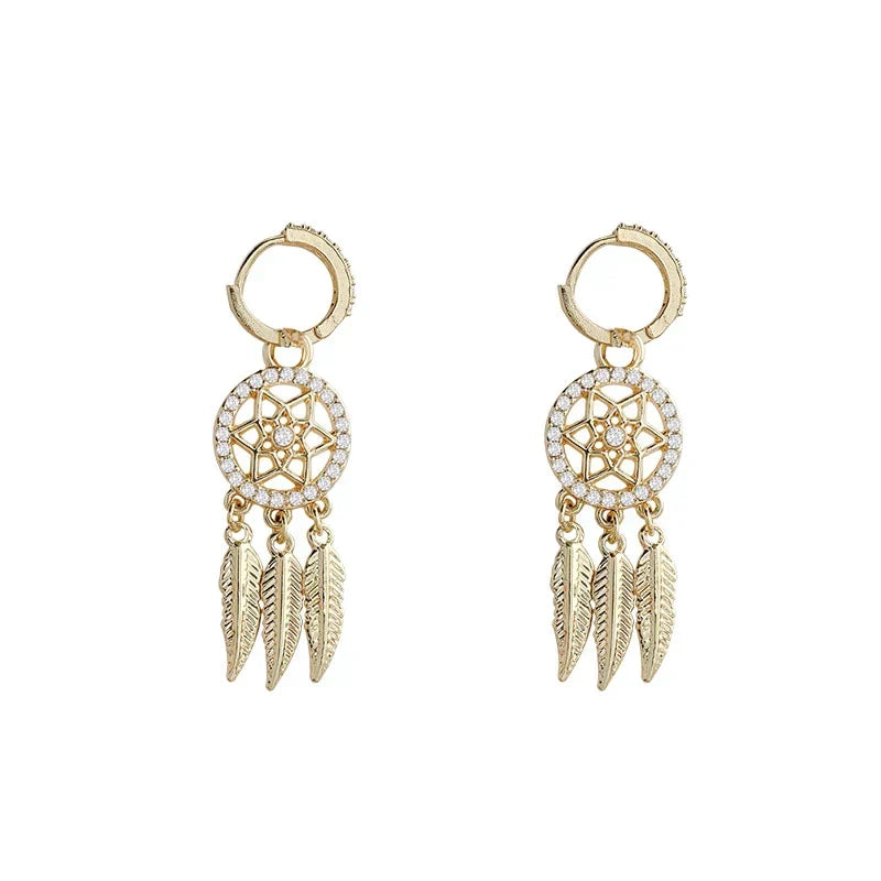 Kalsten | Evani️ | Elegant refinement with 14-carat gold earrings