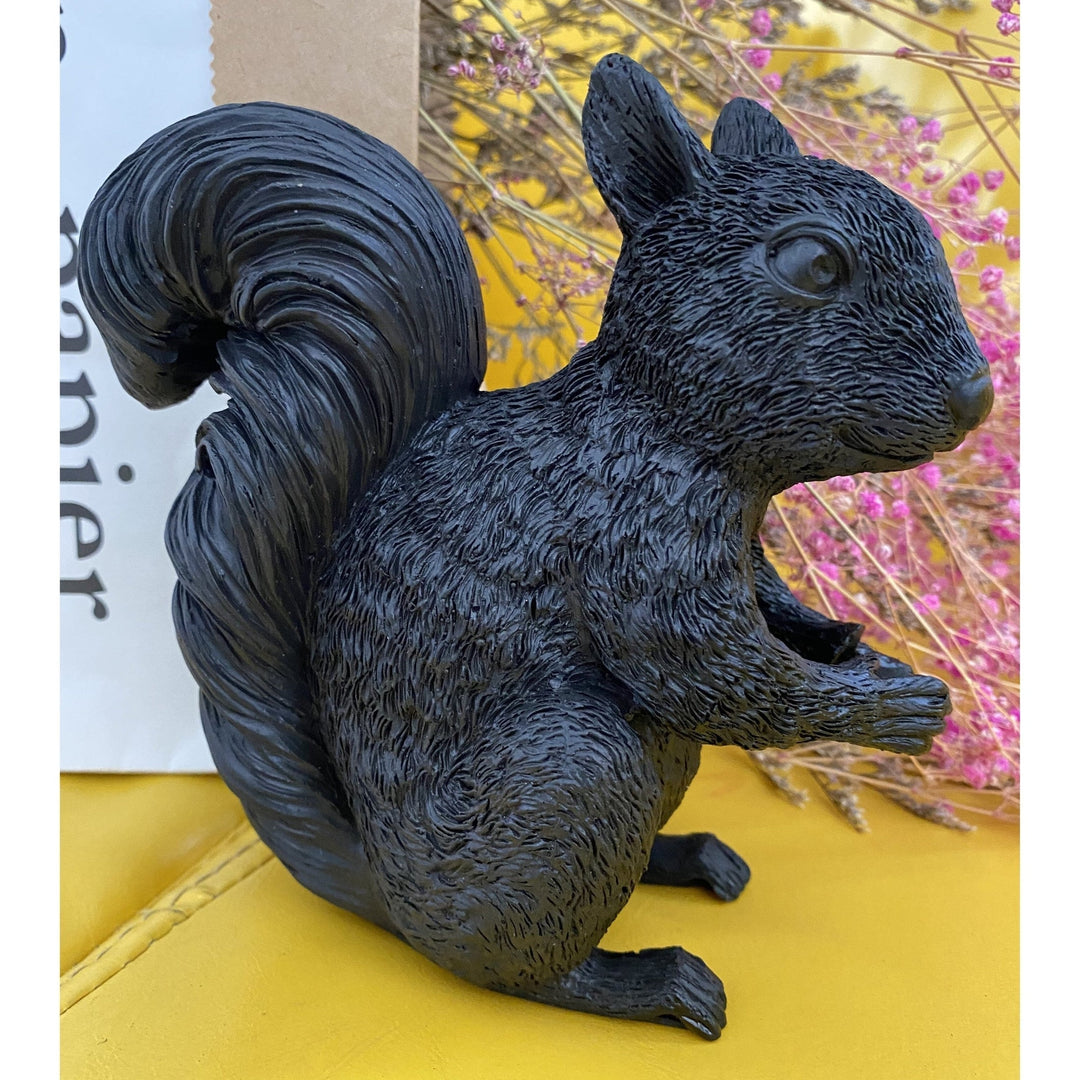 SquirrelGlow LED Table Lamp | Cute Design & Warm Light for Kids/Room | Kalsten