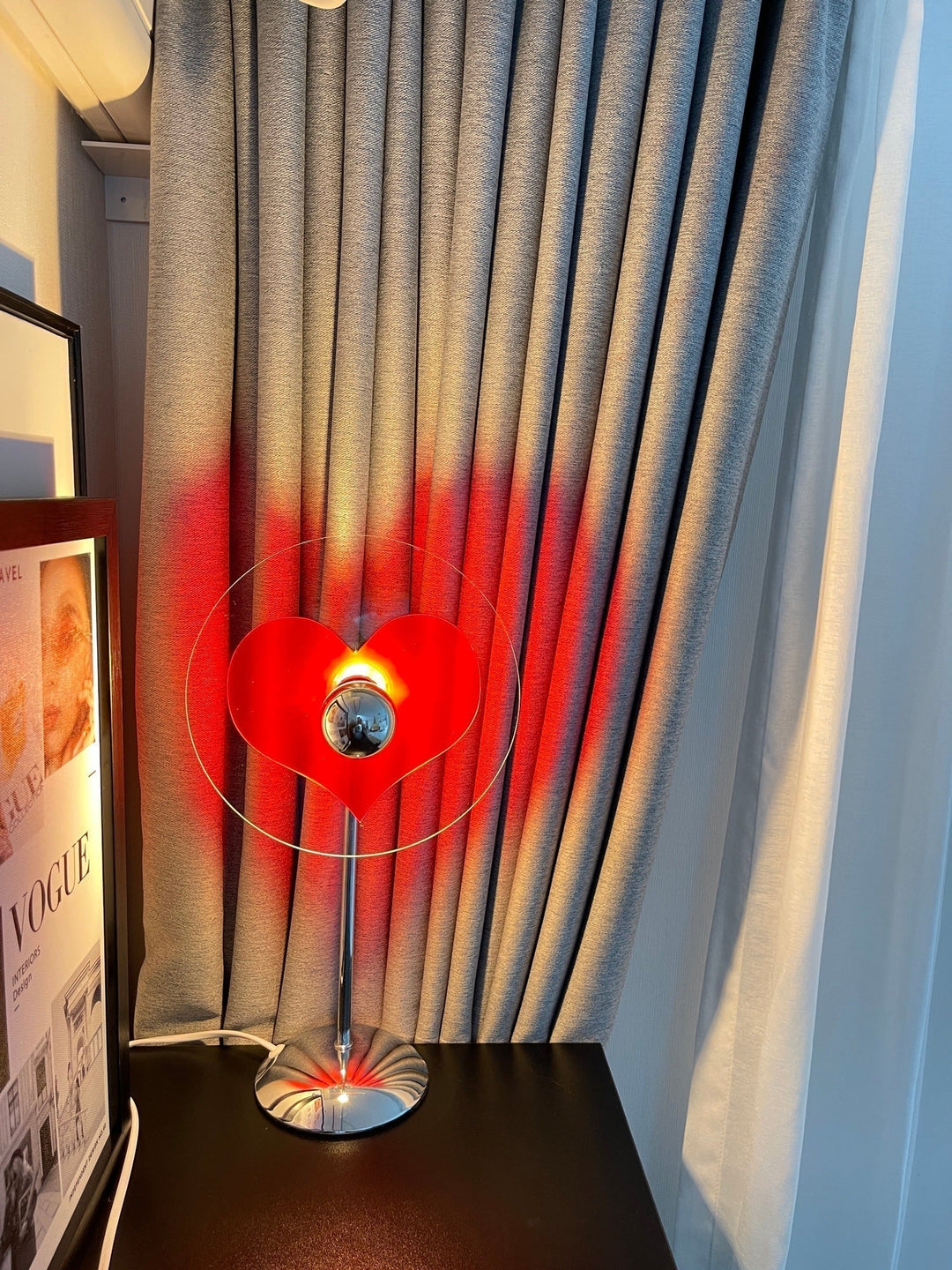 LoveGlow – Elegant Table Lamp with Rechargeable LED | Kalsten