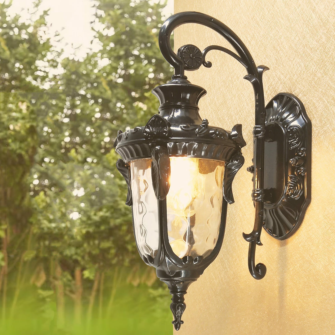Heritage Outdoor Wall Lamp | Kalsten