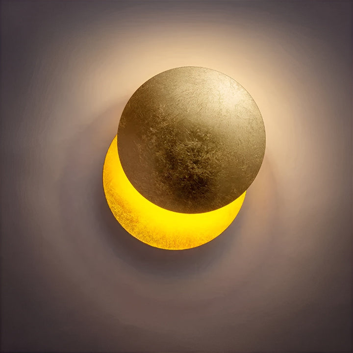 Sonnenstrahl - Elegant LED wall lamp with 360° rotation function for industrial style | Kalsten