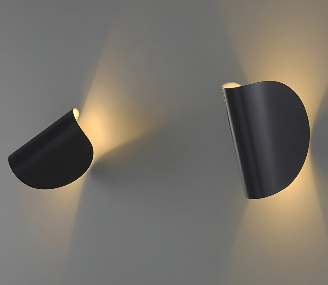Twist Wall Lamp - Rotatable Metal Wall Light - Curve Wall Sconce | Kalsten